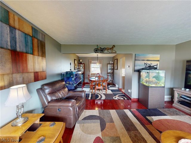 4418 Stary Drive, Parma, OH 44134