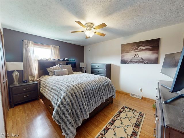 4418 Stary Drive, Parma, OH 44134