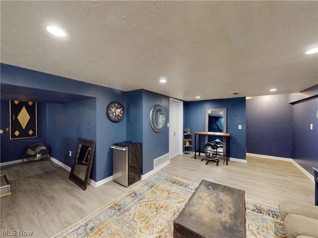 4418 Stary Drive, Parma, OH 44134