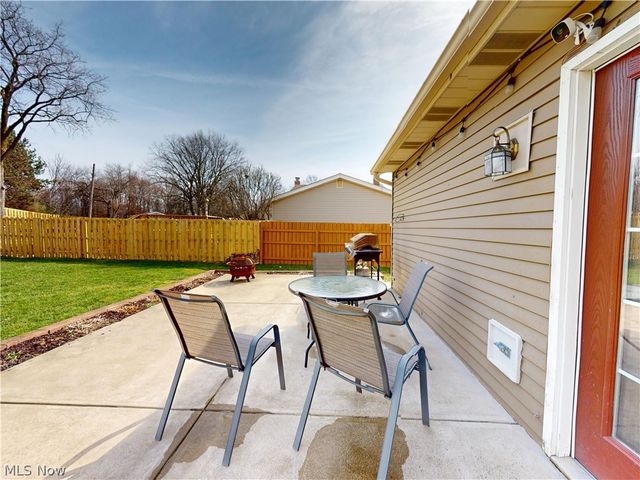 4418 Stary Drive, Parma, OH 44134