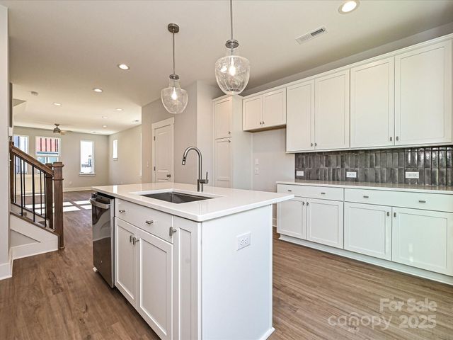 904 Callahan Street EQX1663, Charlotte, NC 28206