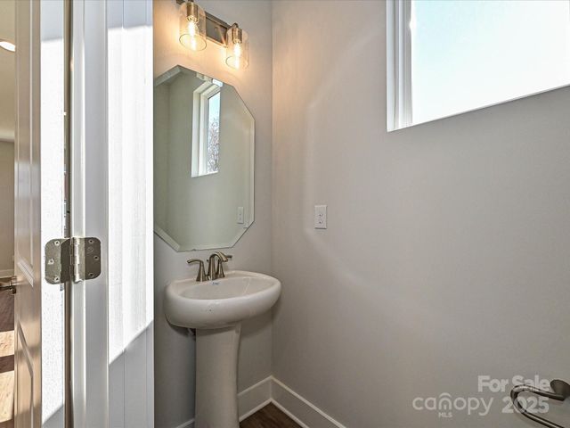 904 Callahan Street EQX1663, Charlotte, NC 28206