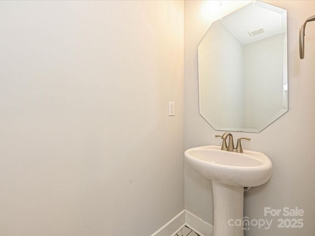 904 Callahan Street EQX1663, Charlotte, NC 28206