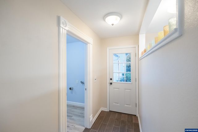 236 Walker Ln NW, Albany, OR 97321