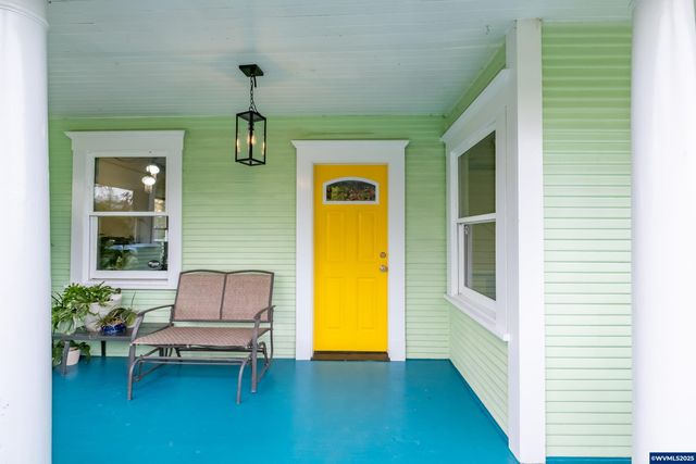 236 Walker Ln NW, Albany, OR 97321