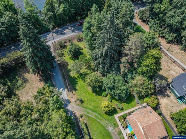 236 Walker Ln NW, Albany, OR 97321