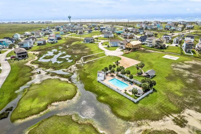3807 Carmel Court, Galveston, TX 77554