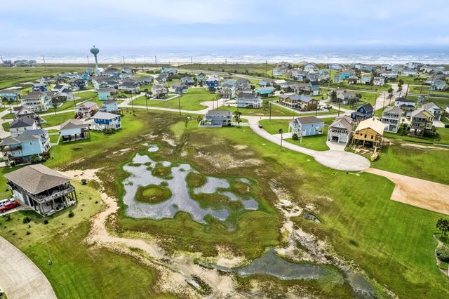 3807 Carmel Court, Galveston, TX 77554