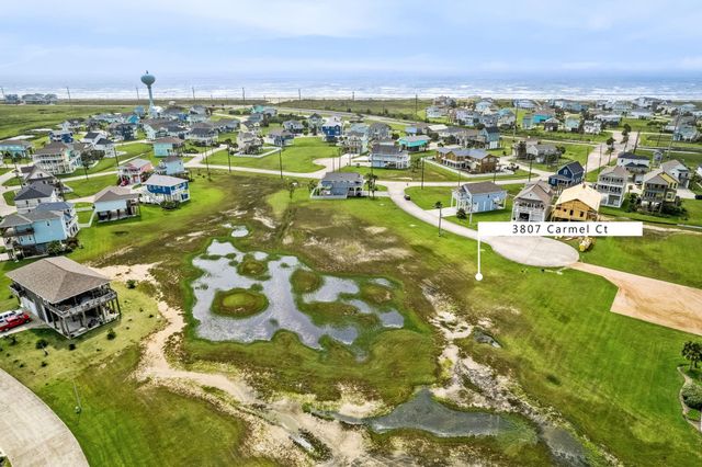 3807 Carmel Court, Galveston, TX 77554