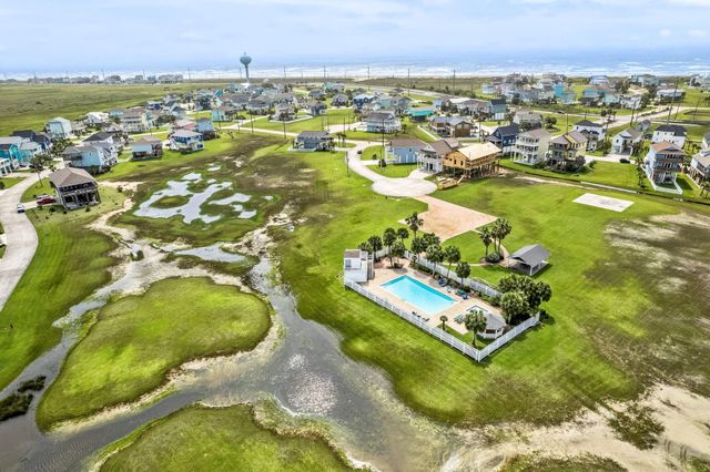 3807 Carmel Court, Galveston, TX 77554