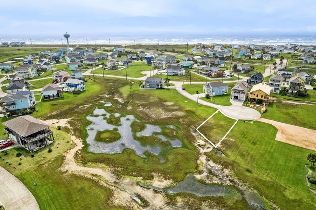3807 Carmel Court, Galveston, TX 77554
