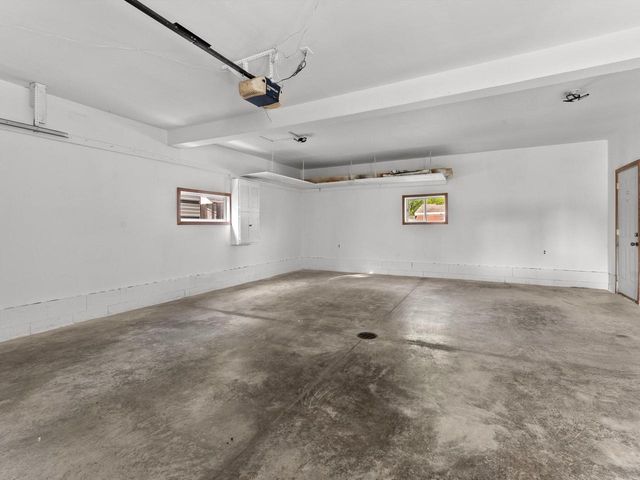 1445 Daisy DRIVE, Manitowoc, WI 54220