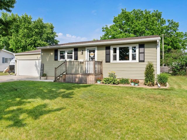 1445 Daisy DRIVE, Manitowoc, WI 54220