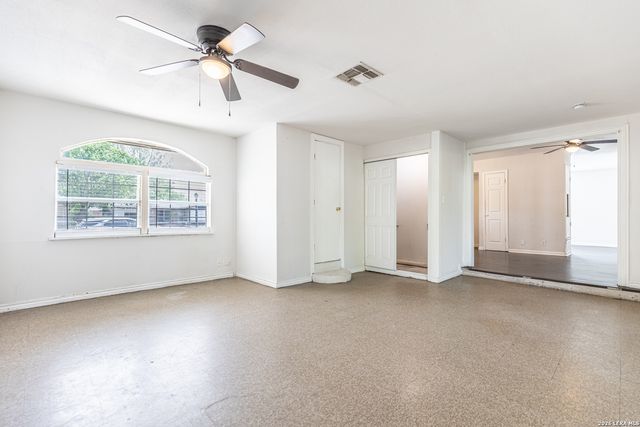 7802 RIMFIRE DR, San Antonio, TX 78227