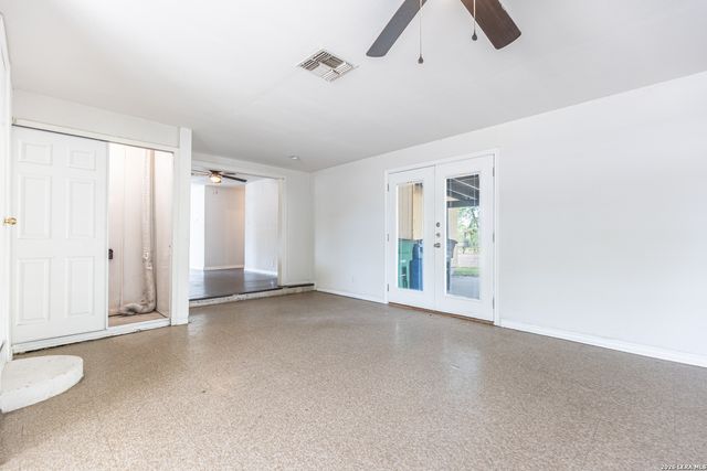 7802 RIMFIRE DR, San Antonio, TX 78227