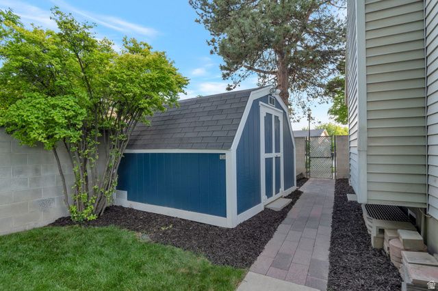 4787 S QUAILBROOK DR, Taylorsville, UT 84129