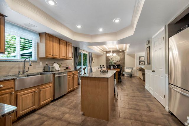 4787 S QUAILBROOK DR, Taylorsville, UT 84129