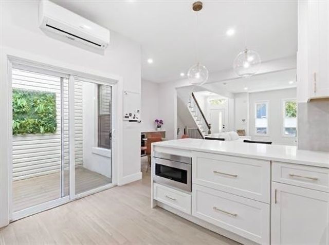 80 SOUTH ST, Jc, Heights, NJ 07307