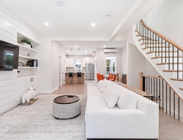 80 SOUTH ST, Jc, Heights, NJ 07307