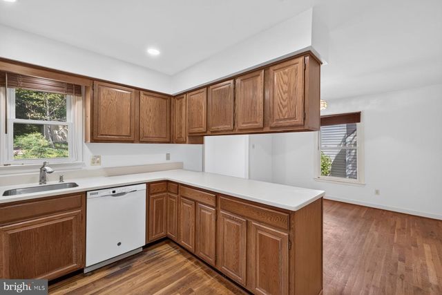 2813 BEECHBANK RD, Silver Spring, MD 20910