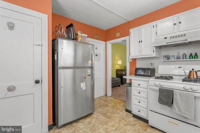 232 CHESTNUT ST, Audubon, NJ 08106