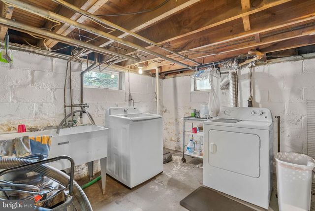 232 CHESTNUT ST, Audubon, NJ 08106
