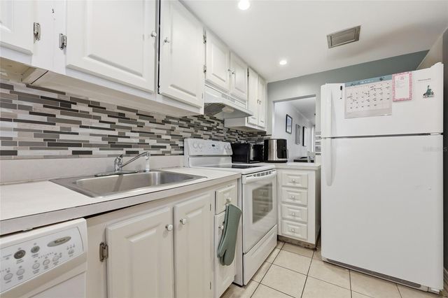 603 SW 75TH STREET 104, Gainesville, FL 32607
