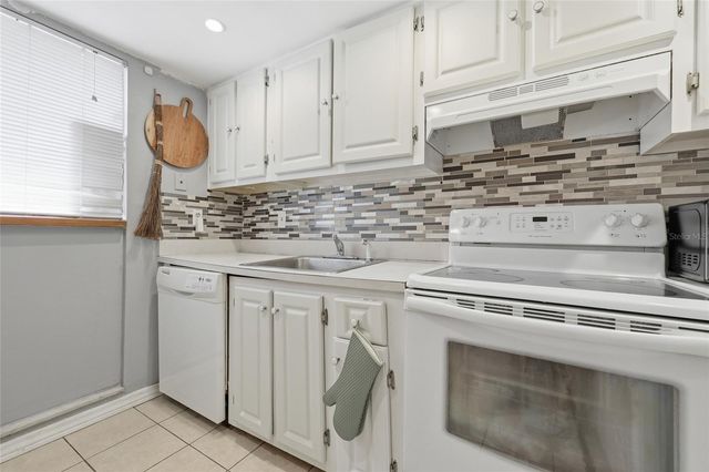 603 SW 75TH STREET 104, Gainesville, FL 32607