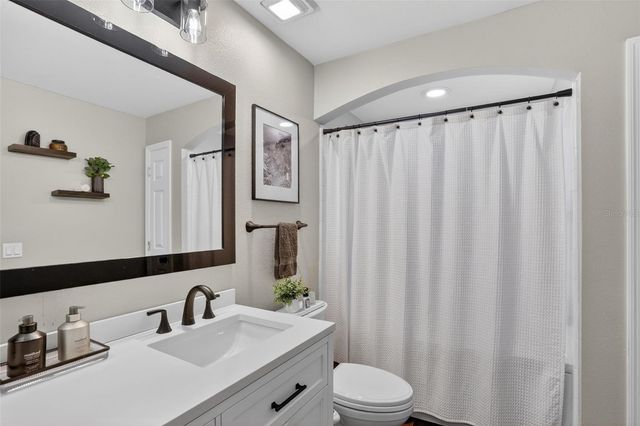 322 E CENTRAL BOULEVARD 1207, Orlando, FL 32801