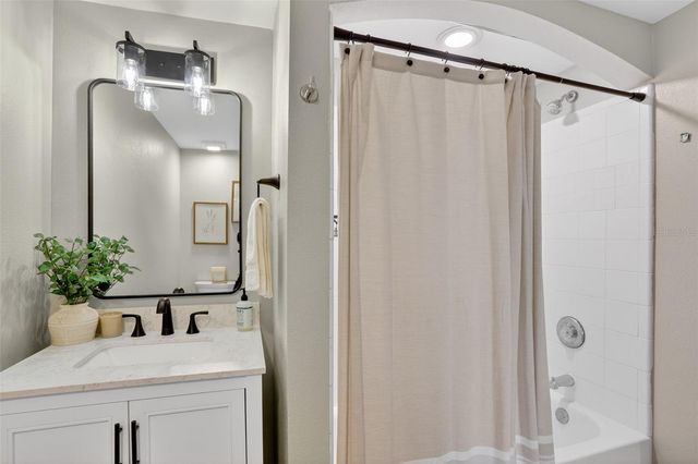 322 E CENTRAL BOULEVARD 1207, Orlando, FL 32801