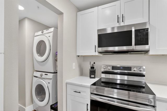 322 E CENTRAL BOULEVARD 1207, Orlando, FL 32801