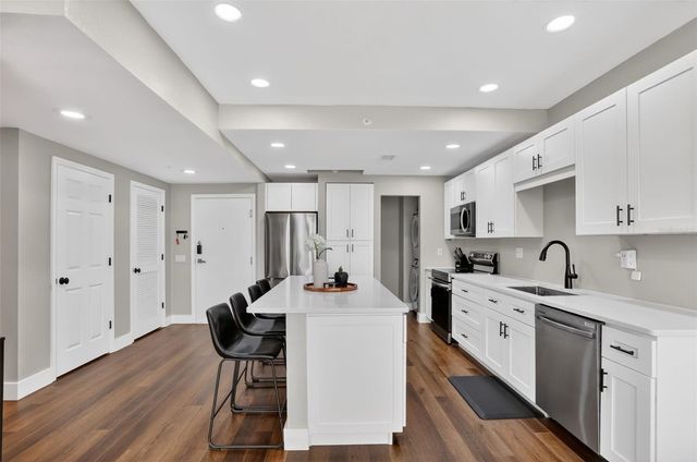 322 E CENTRAL BOULEVARD 1207, Orlando, FL 32801