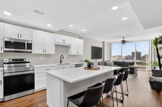 322 E CENTRAL BOULEVARD 1207, Orlando, FL 32801