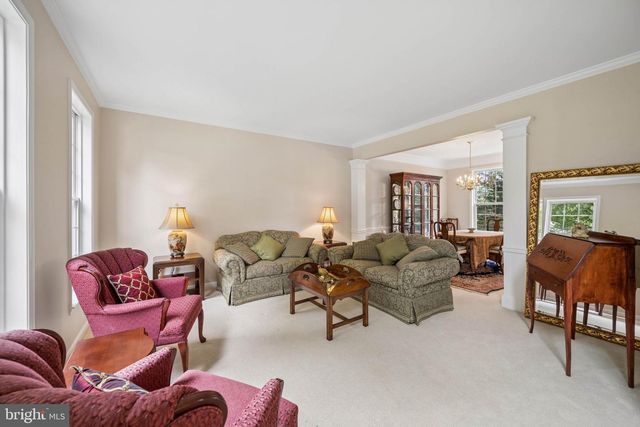 11 BROOK HILL CT, Cockeysville, MD 21030