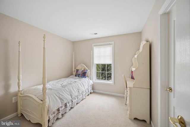 11 BROOK HILL CT, Cockeysville, MD 21030