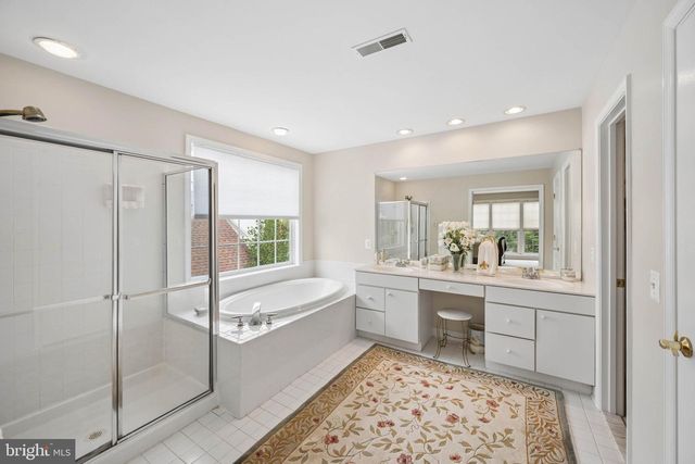 11 BROOK HILL CT, Cockeysville, MD 21030