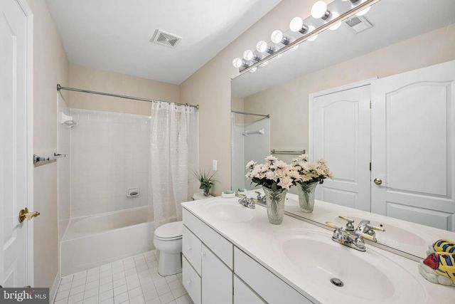 11 BROOK HILL CT, Cockeysville, MD 21030