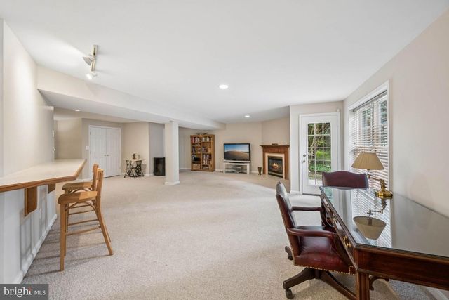 11 BROOK HILL CT, Cockeysville, MD 21030