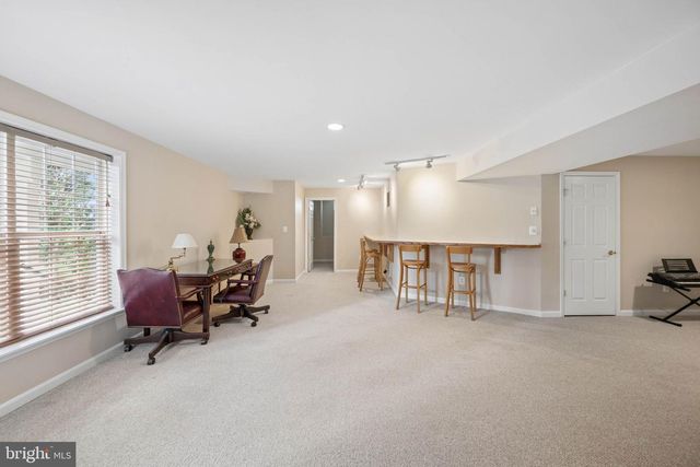 11 BROOK HILL CT, Cockeysville, MD 21030