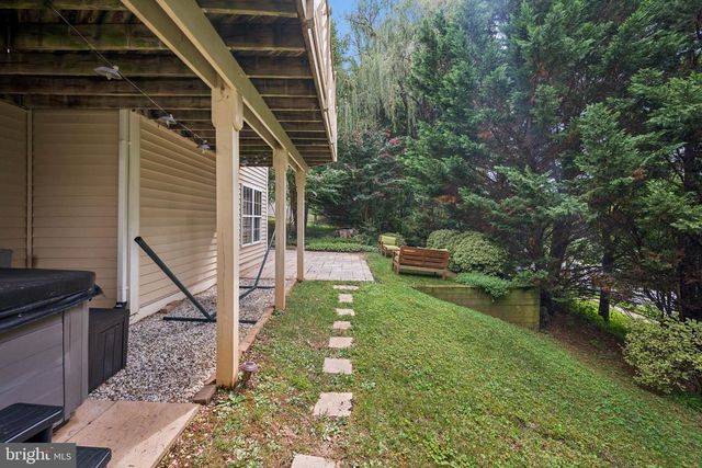 11 BROOK HILL CT, Cockeysville, MD 21030