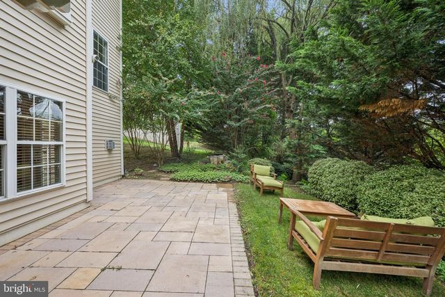 11 BROOK HILL CT, Cockeysville, MD 21030