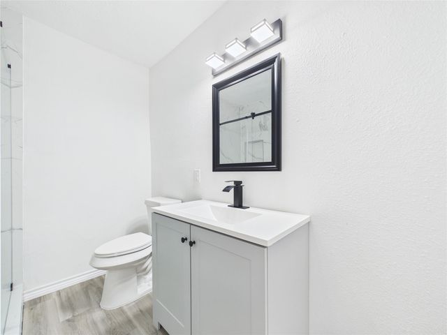 615 24th Avenue N, Texas City, TX 77590