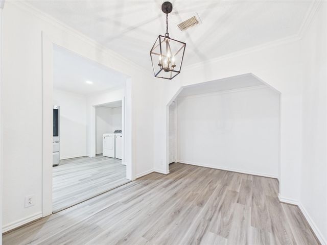 615 24th Avenue N, Texas City, TX 77590