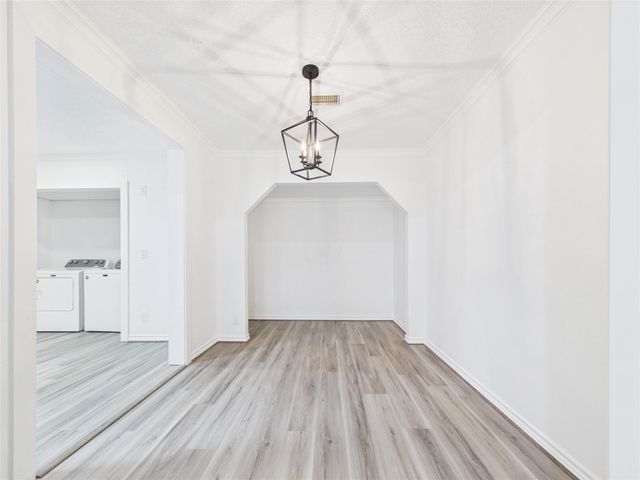 615 24th Avenue N, Texas City, TX 77590