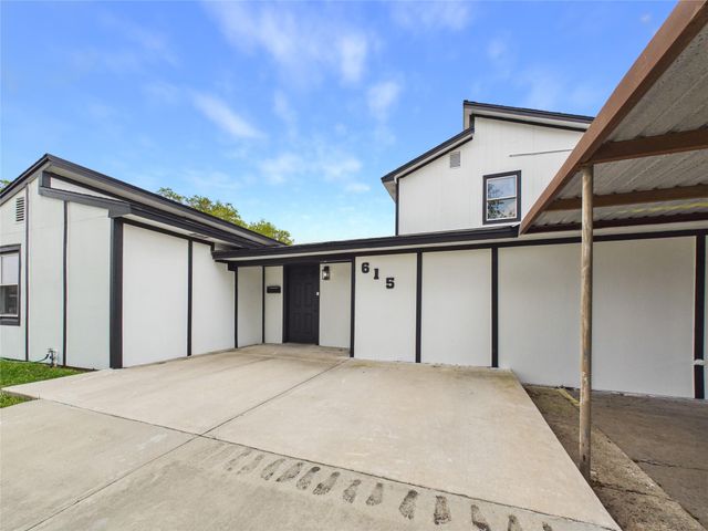 615 24th Avenue N, Texas City, TX 77590