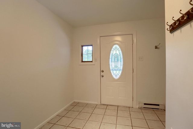 312 N BALTIMORE AVE, Mount Holly Springs, PA 17065