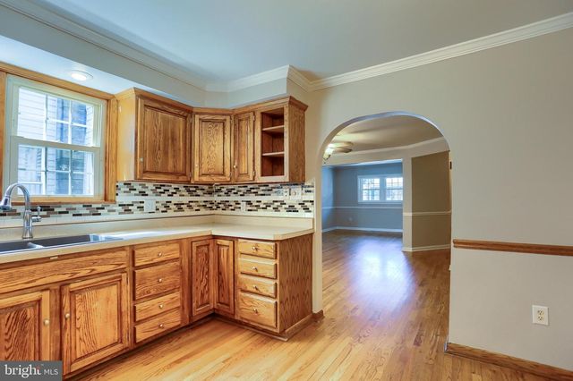 312 N BALTIMORE AVE, Mount Holly Springs, PA 17065