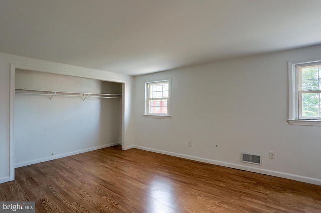 312 N BALTIMORE AVE, Mount Holly Springs, PA 17065