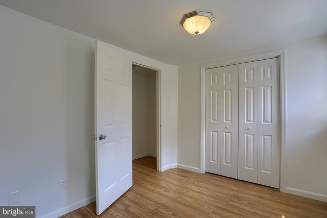 312 N BALTIMORE AVE, Mount Holly Springs, PA 17065