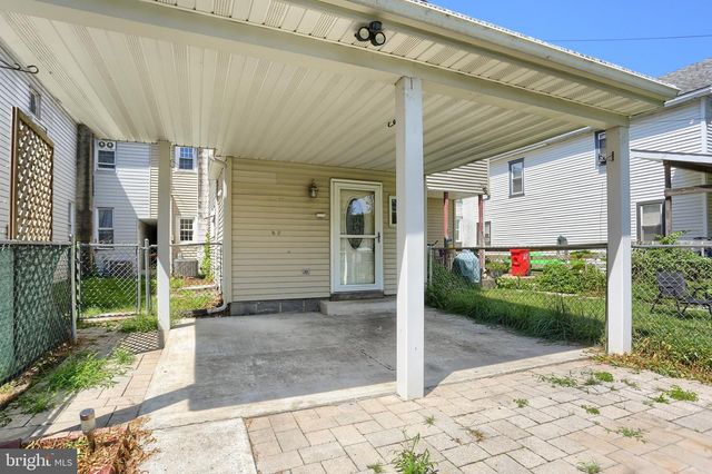 312 N BALTIMORE AVE, Mount Holly Springs, PA 17065